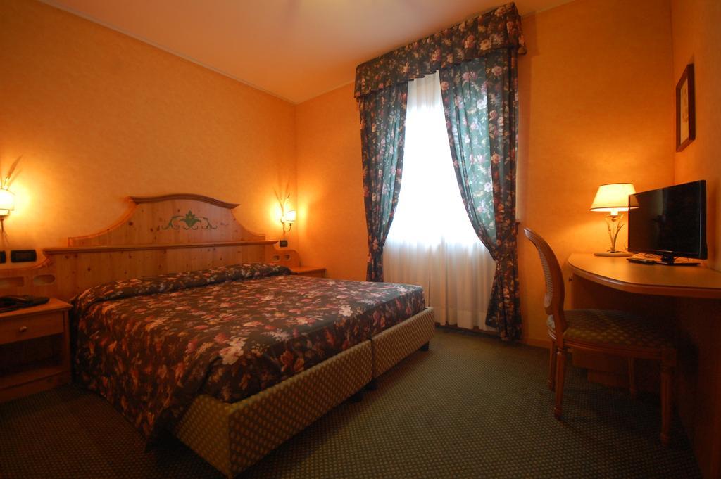 Chalet Fiocco Di Neve Пінцоло Екстер'єр фото